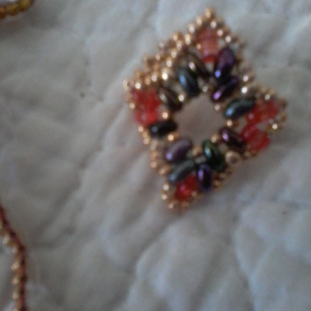 beaded jewlery - Picture 3 of 8